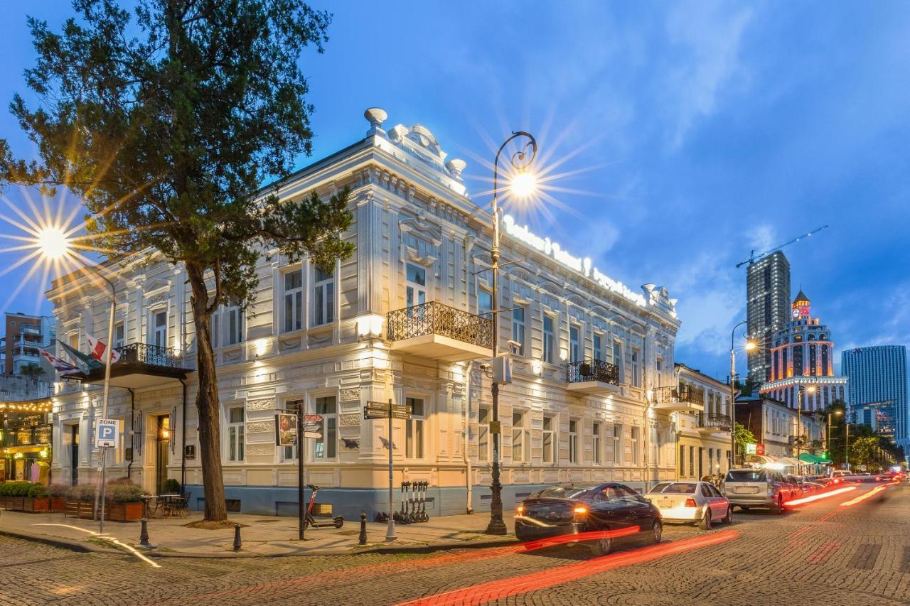 Boulevard Hotel Batoumi Extérieur photo