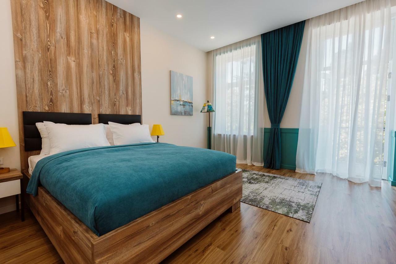 Boulevard Hotel Batoumi Extérieur photo